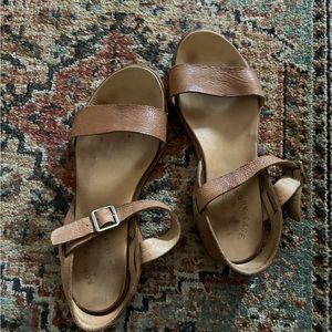 Kork-ease sandals size 10